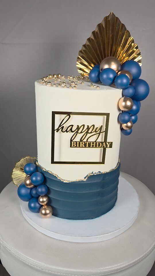 Instagram post from aucakes_by_anne. This post is in position 2.